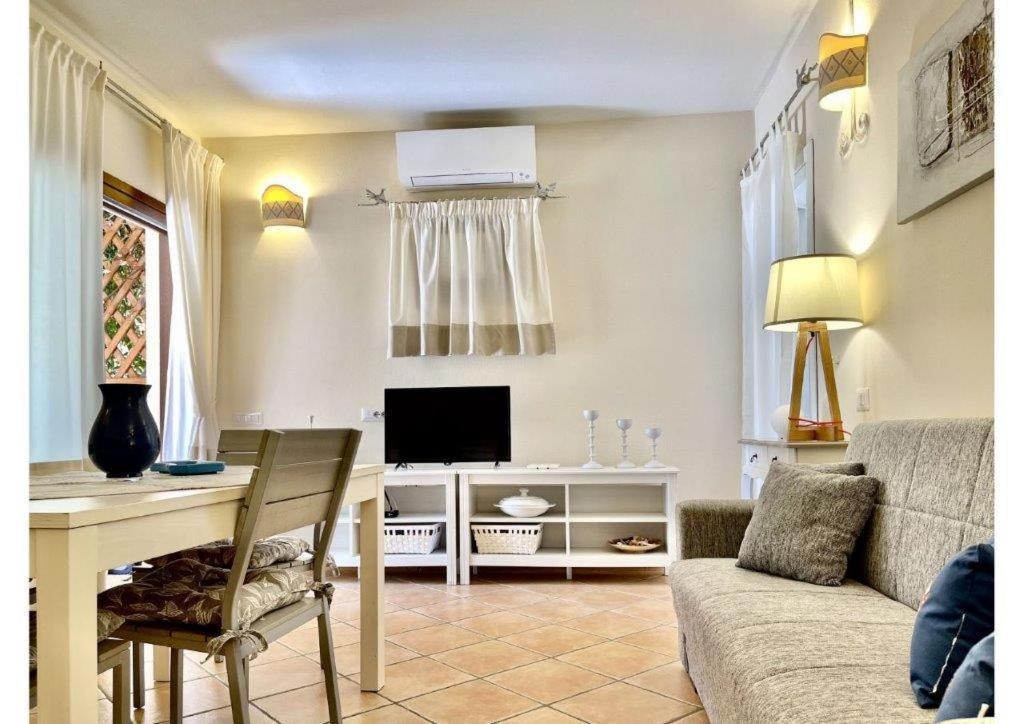 Le Residenze Sul Mare B6 Appartement Porto Ottiolu Buitenkant foto